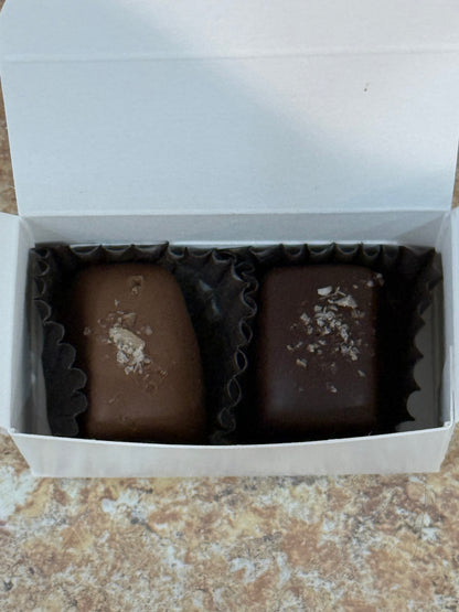 Chocolate Favor (2 Piece)
